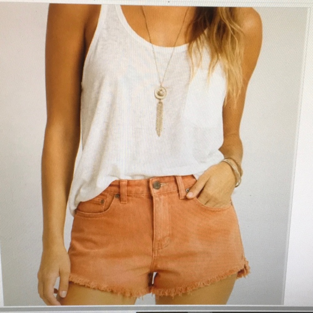 FREE PEOPLE/ORANGE-SUN WASHED TYE DYE”SHORTIE” RAW EDGE SHORTS